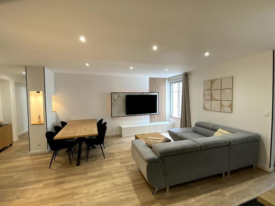 Appartamento Madonna Elegance, Proche Sanctuaire, 95M2 Lourdes Esterno foto